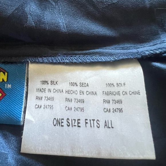 DC Comics Superman Dark Blue Men's Robe - Picture 12 of 12